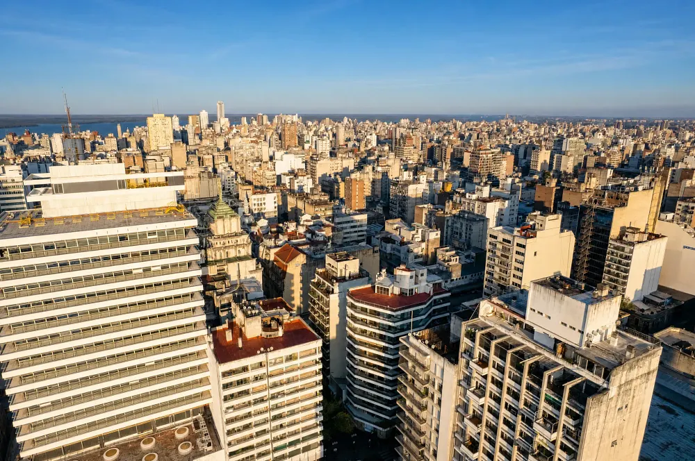 Argel Plaza — Entorno urbano de Rosario