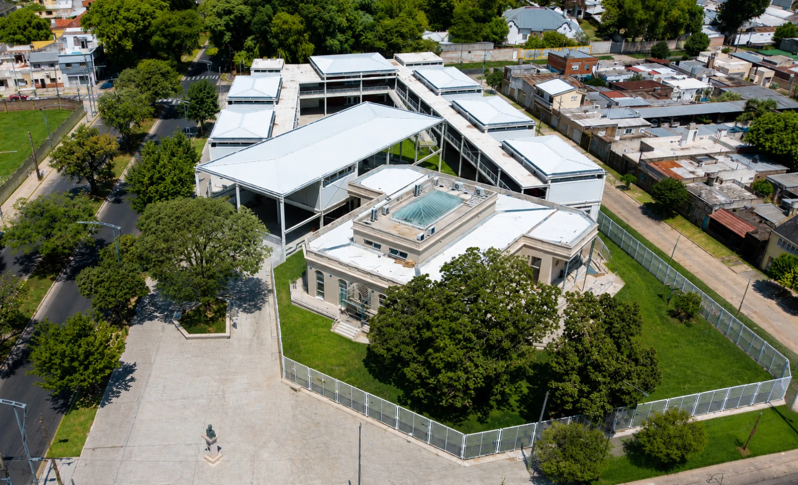 Escuela Técnica N.º 392